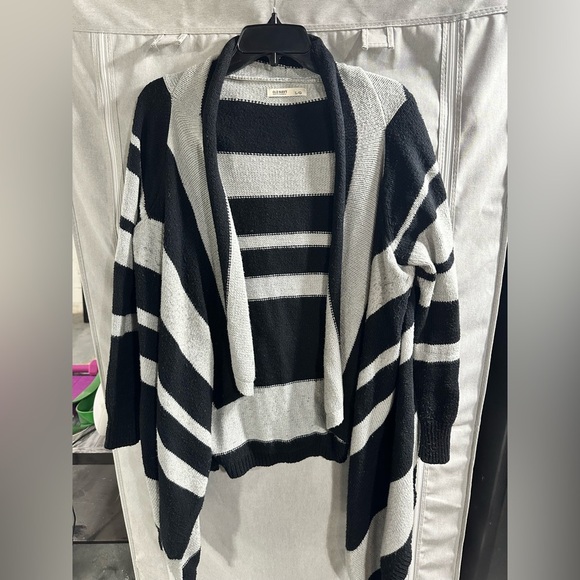 Old Navy Black and Gray Stripped Waterfall Open Knitted Cardigan Size Large - Picture 1 of 5